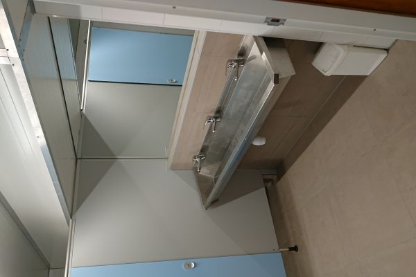 sanitair-15CA8EB38-5D8E-99B5-9D40-2278E9B86A9E.jpg